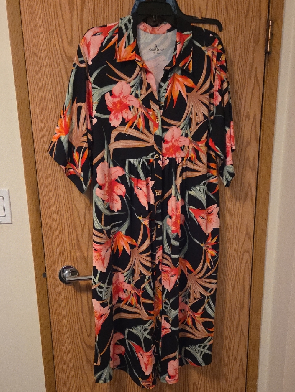 Cuddl Duds Black Midi Dress with Coral Floral Print